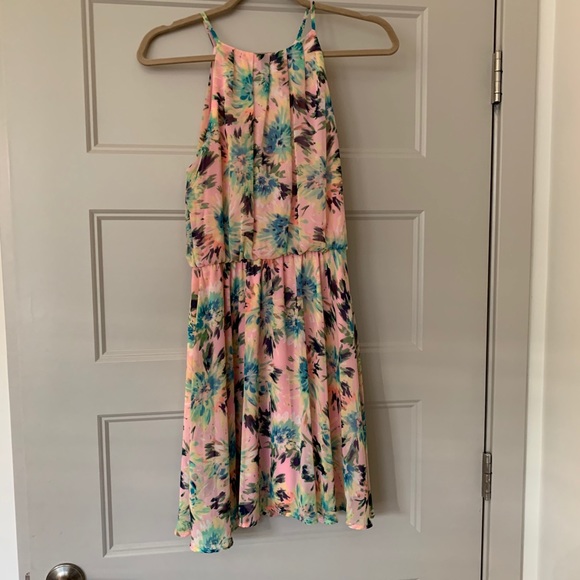 Lush Dress - Picture 1 of 2